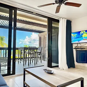 Sapphire Beachfront Free Wi - Fi! - Save! Apartment